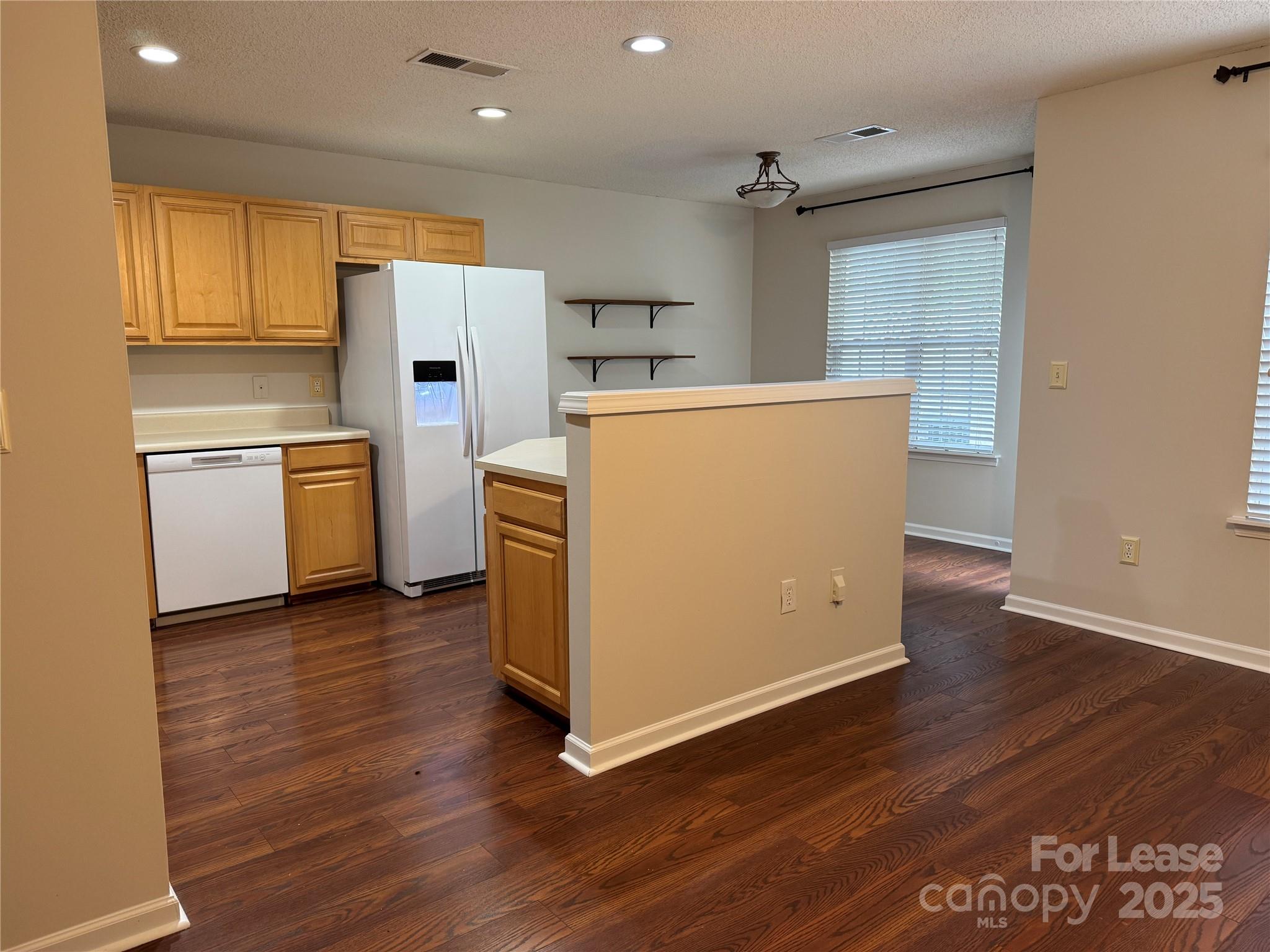 Property image 4 of 8763 Robinson Forest Drive in Tyler Woods, Charlotte, NC 28277