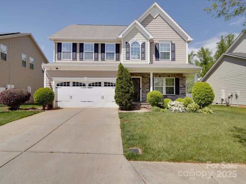 848 Wingthorn Rose Drive
