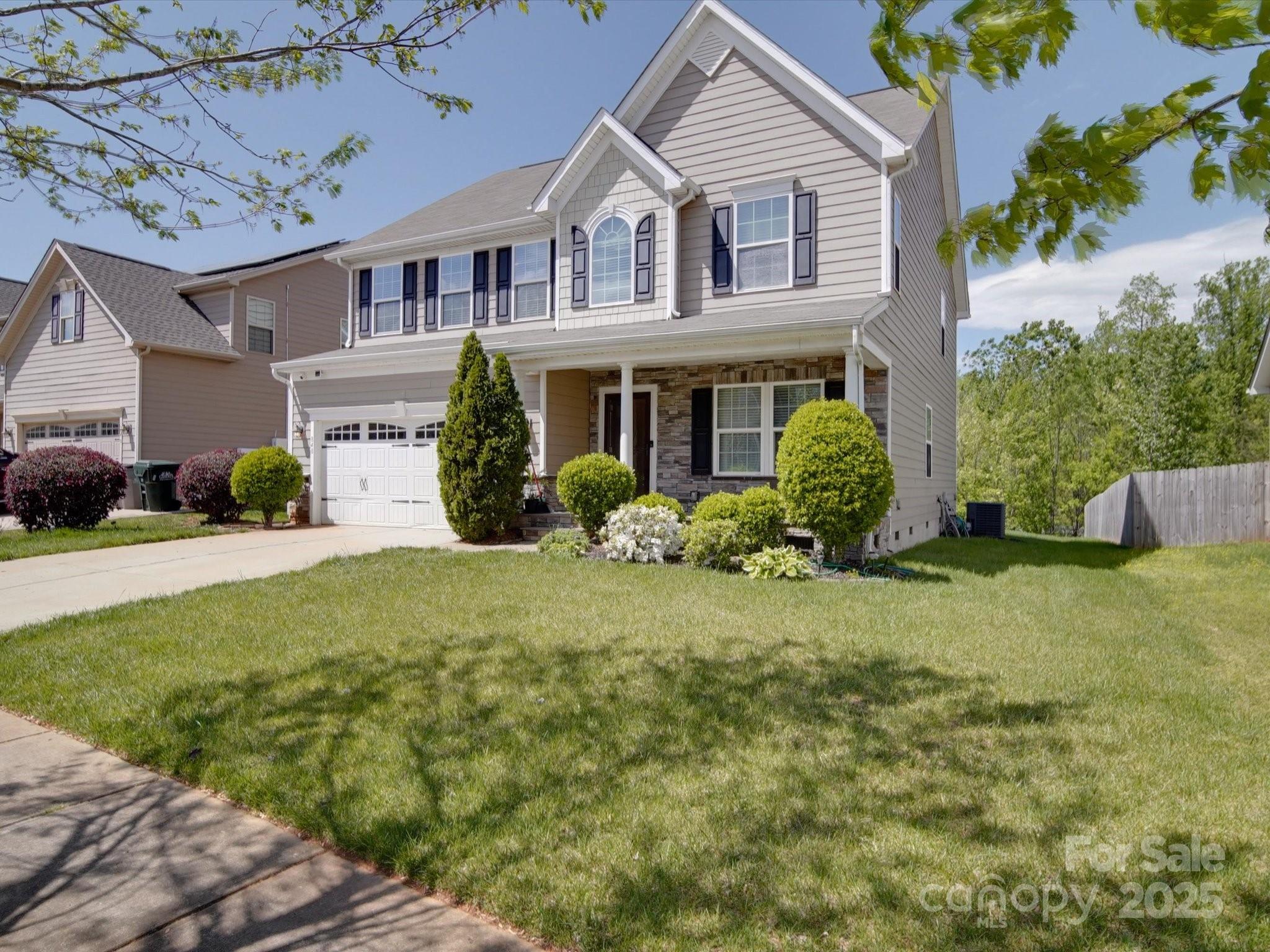 Property image 2 of 848 Wingthorn Rose Drive in Rosegate, Gastonia, NC 28056