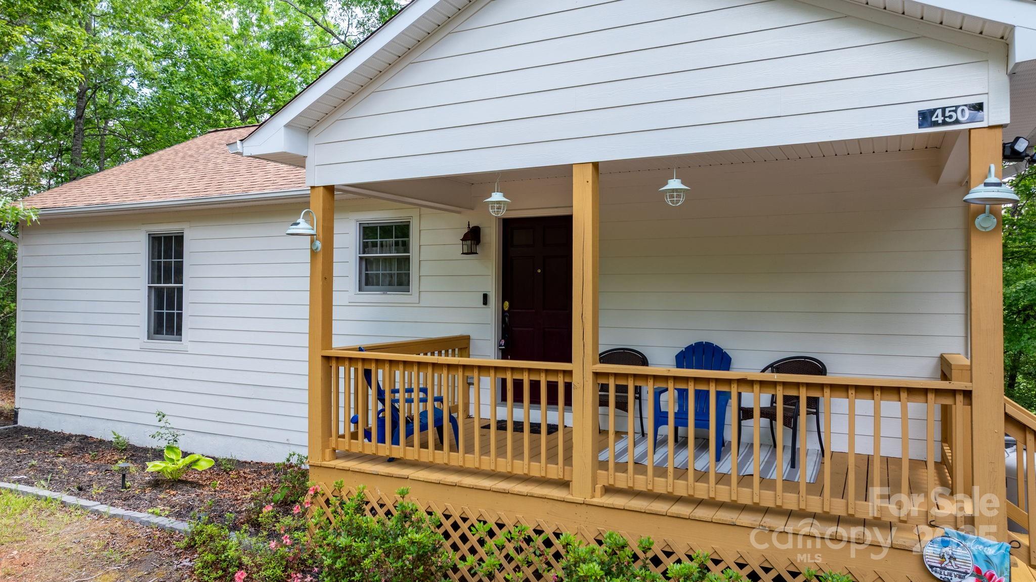 Property image 3 of 450 West Lake Road in Lakewood, Marion, NC 28752