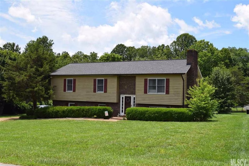 1757 Castlewood Court