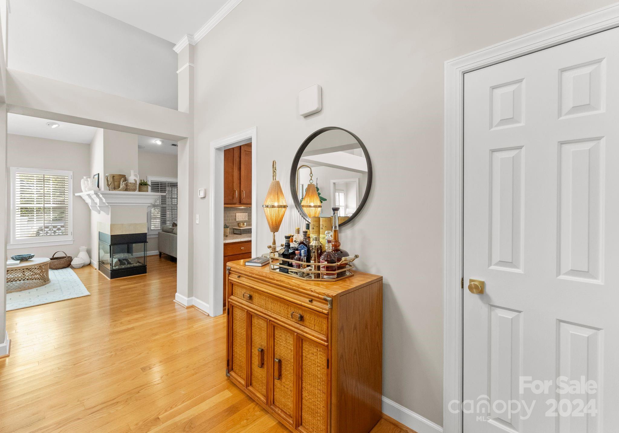 Property image 5 of 6209 Caslon Court in Providence Commons, Charlotte, NC 28270