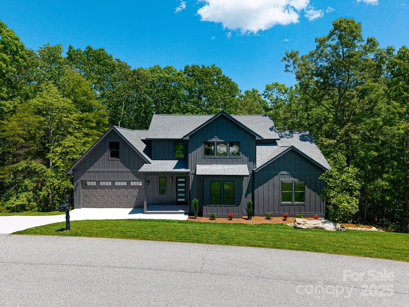 Crystal Heights, Hendersonville Community