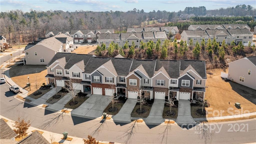 Property image 2 of 2740 Sawbridge Lane in Kinmere Commons, Gastonia, NC 28056