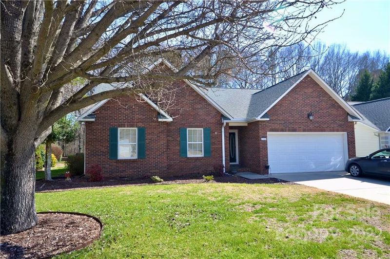 1102 Overhill Road