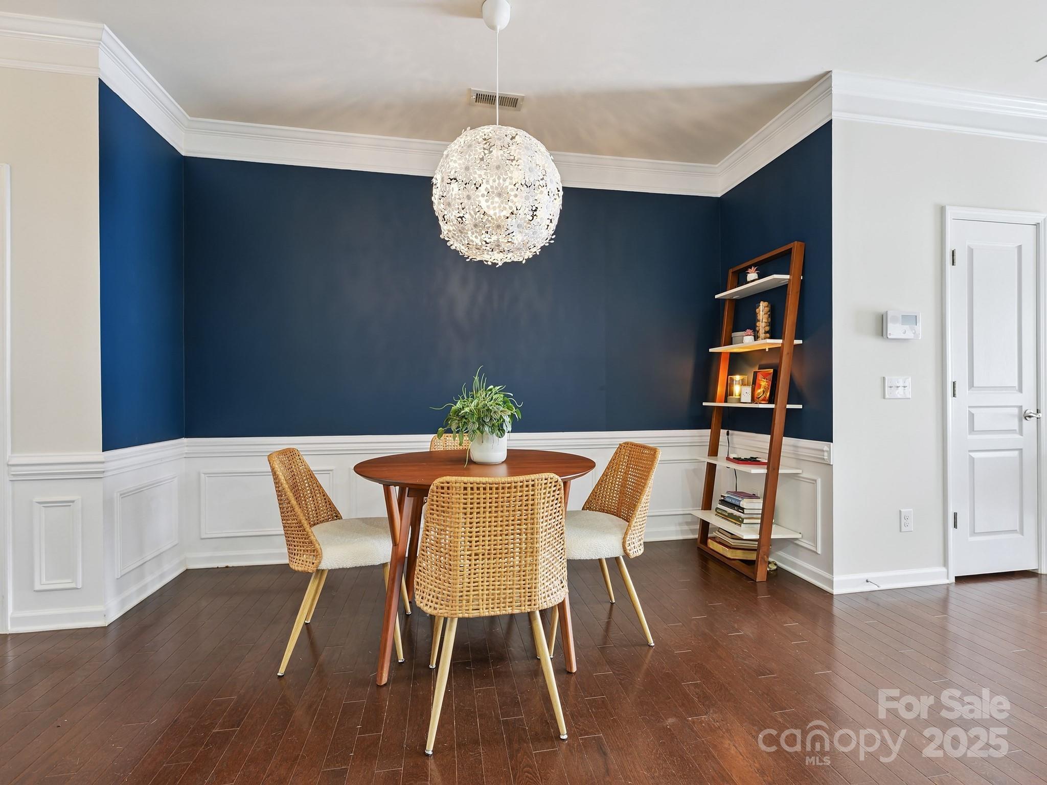 Property image 3 of 2246 Kensington Station Parkway in Park South Station, Charlotte, NC 28210