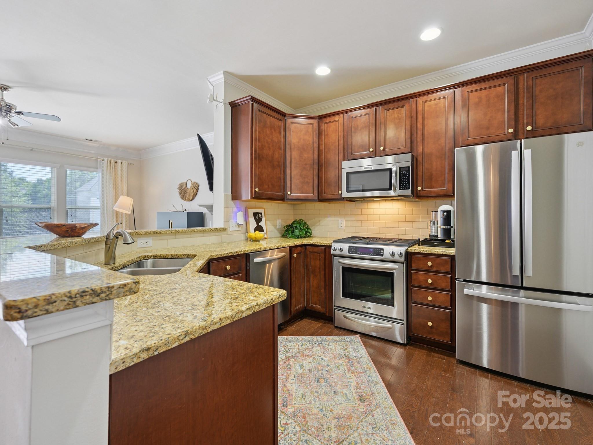 Property image 4 of 2246 Kensington Station Parkway in Park South Station, Charlotte, NC 28210