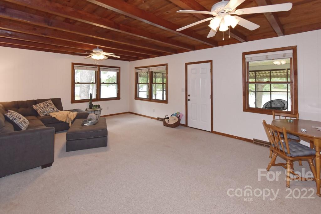 Property image 4 of 7644 Skyline Drive in Mobile Home Estates, Sherrills Ford, NC 28673