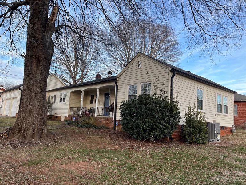 17 3rd Avenue