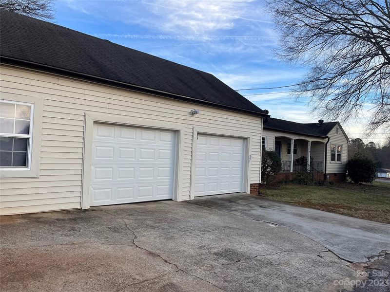 Property image 4 at 17 3rd Avenue, Maiden, NC 28650