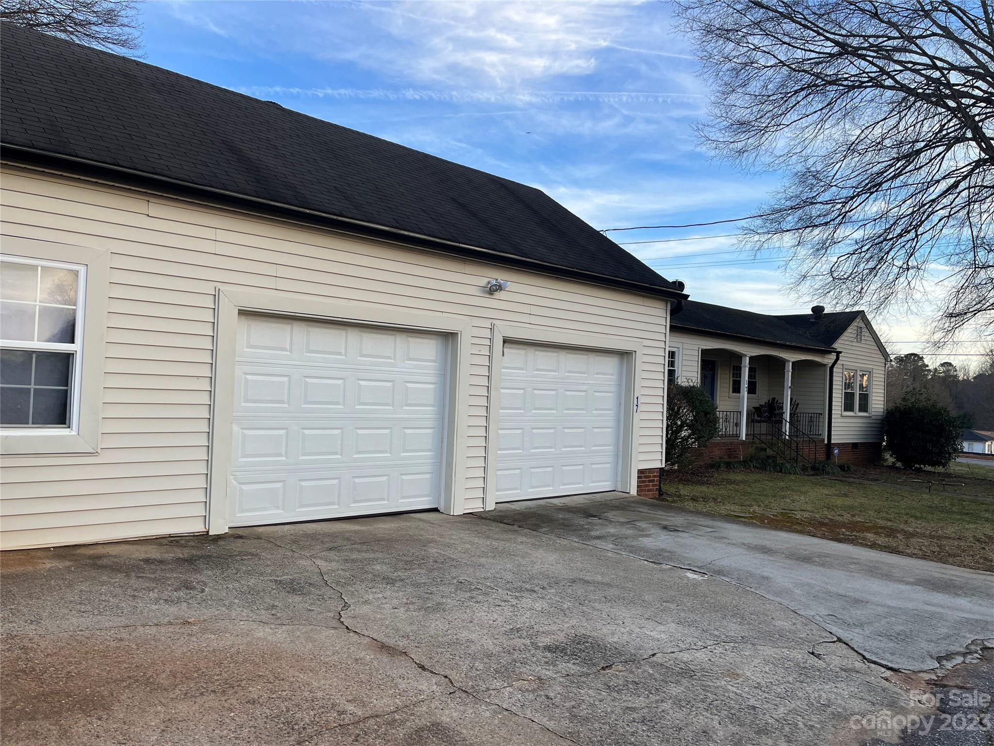 Property image 4 of 17 3rd Avenue in Boyd Heights, Maiden, NC 28650