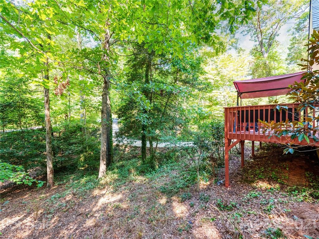 Property image 5 of 8658 Dog Leg Road in Sherwood Shores, Sherrills Ford, NC 28673