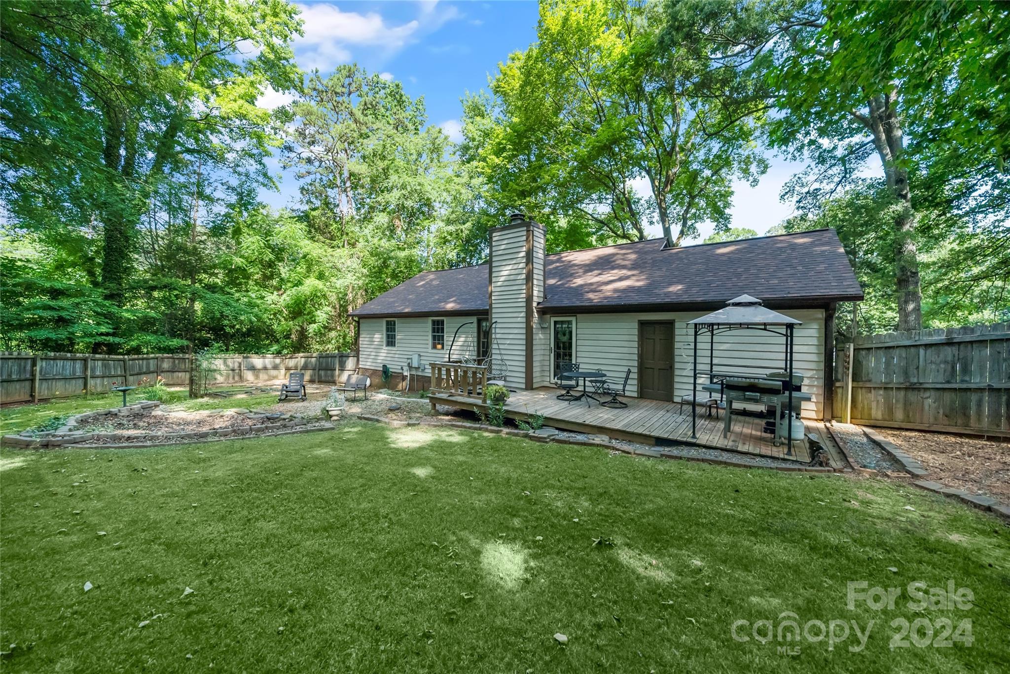 Property image 3 of 9732 Buckskin Lane in Timber Creek, Mint Hill, NC 28227