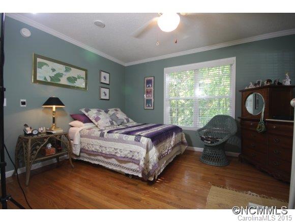 Property image 4 of 865 Kentwood Lane in Blue Ridge Overlook, Pisgah Forest, NC 28768
