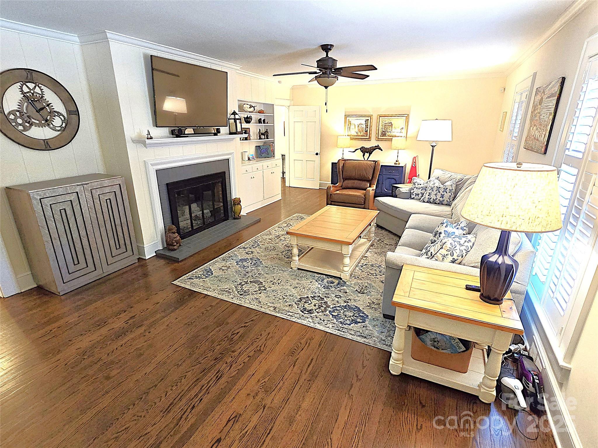 Property image 2 of 719 9th Street in Oakwood Terrace, Hickory, NC 28601