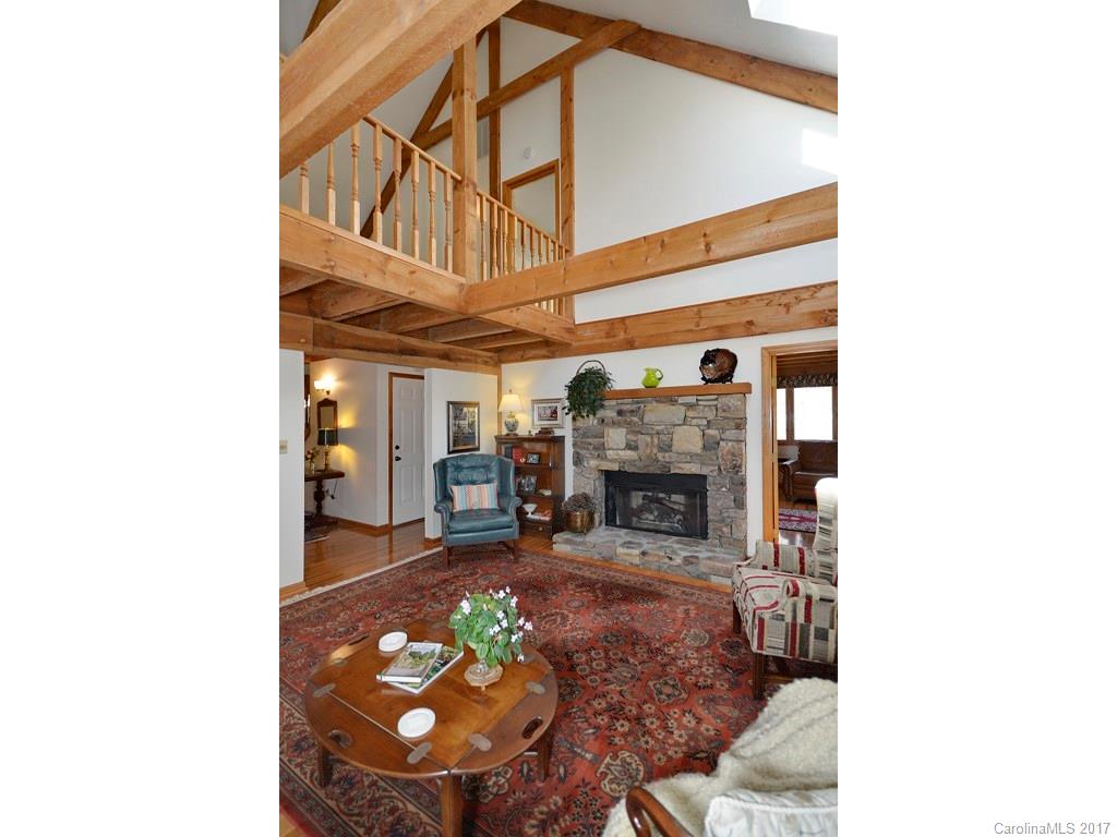 Property image 3 of 21 Indigo Way in Timbercreek, Hendersonville, NC 28739