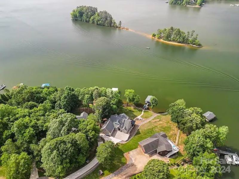 Property image 3 at 203 High Lake Drive, Statesville, NC 28677