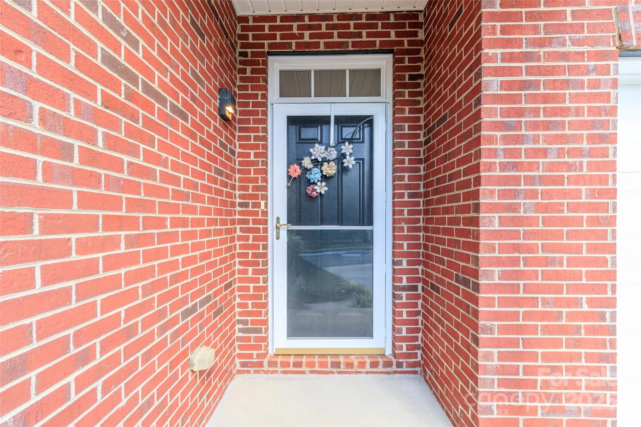 Property image 3 of 115 Pine Lake Drive in VILLAS OF SUN VALLEY, Monroe, NC 28110