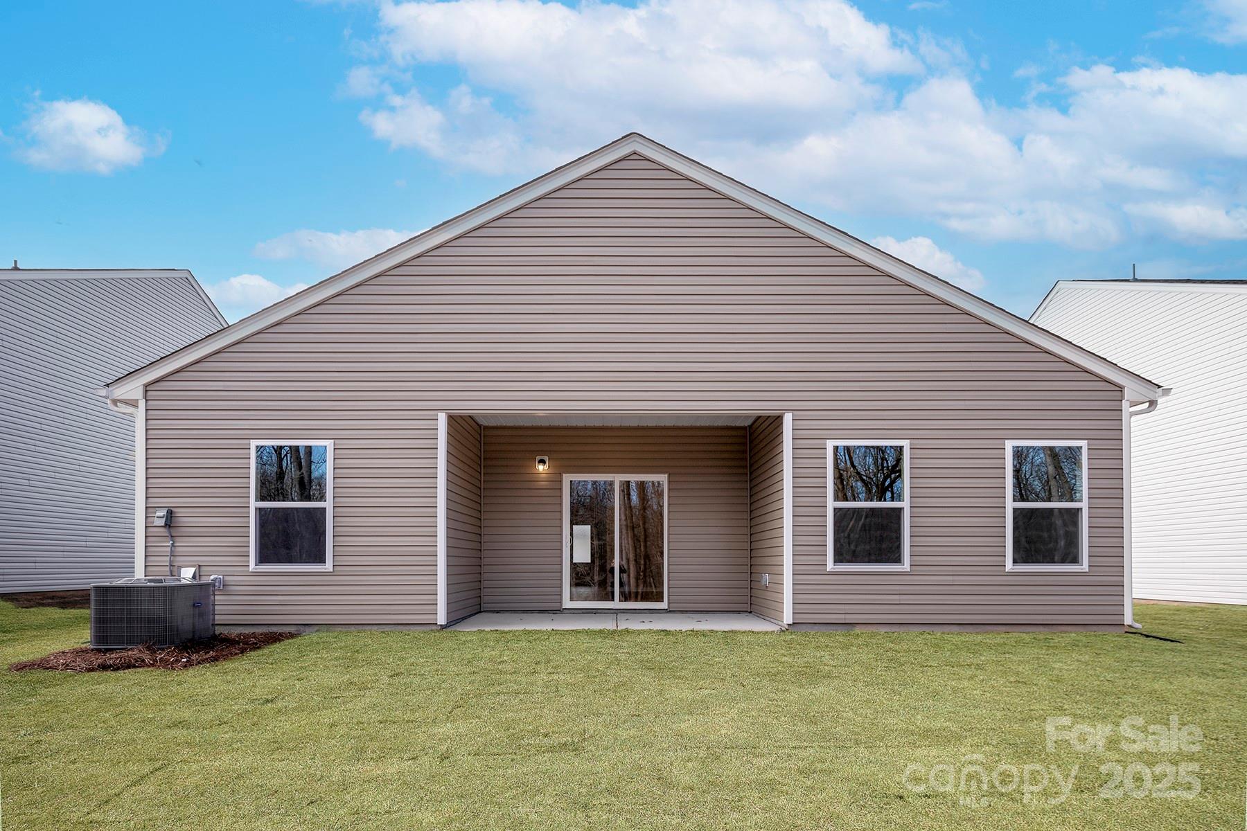 Property image 2 of 3527 Clover Valley Drive in Stagecoach Station, Gastonia, NC 28052