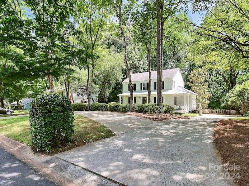 Property image 5 at 6529 Woodshed Circle, Charlotte, NC 28270