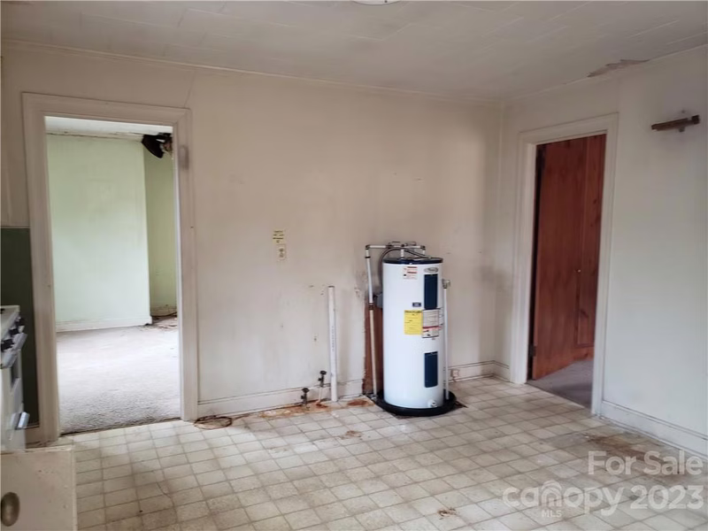 Property image 3 at 908 Main Street, Maiden, NC 28650