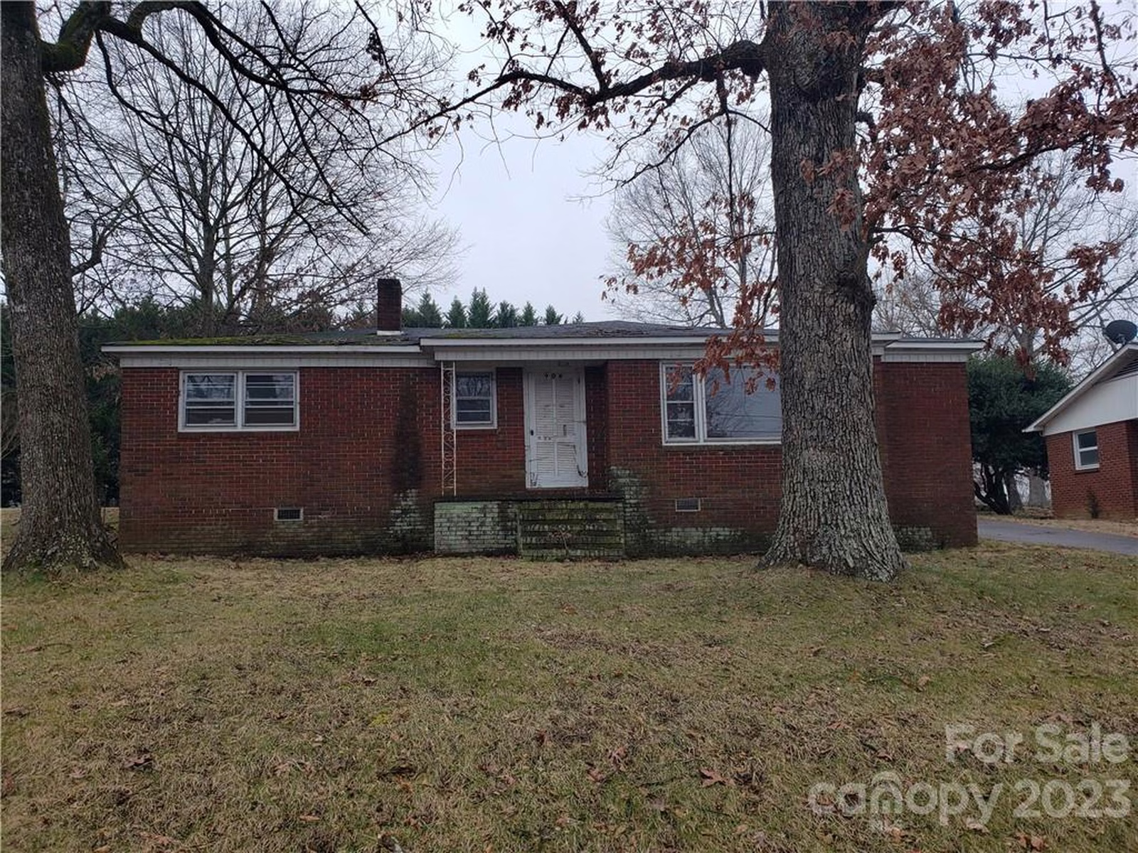 Property image 1 at 908 Main Street, Maiden, NC 28650