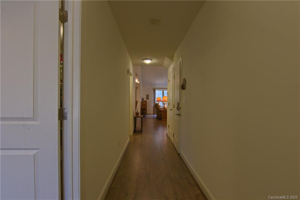 Property image 5 of 176 Wash Creek Drive in THE CLOISTERS, Hendersonville, NC 28739
