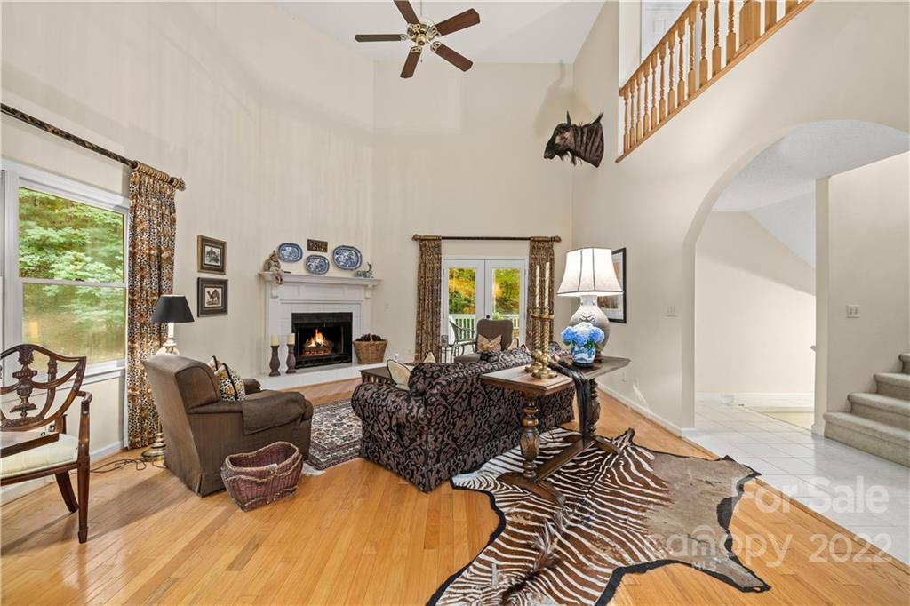 Property image 3 of 47 Nandina Lane in Timbercreek, Hendersonville, NC 28739