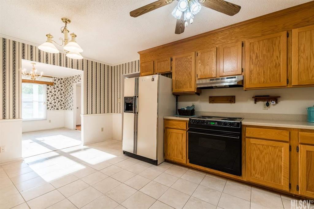 Property image 4 of 3842 Serenity Drive in Melrose Place, Hickory, NC 28602