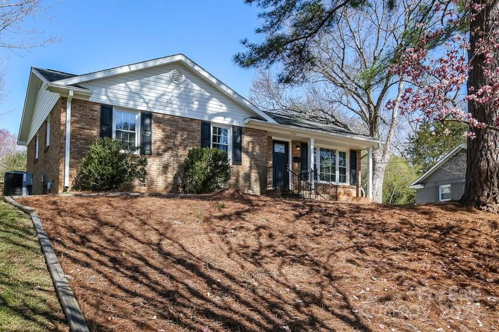 Property image 1 at 7124 Brynhurst Drive, Charlotte, NC 28210
