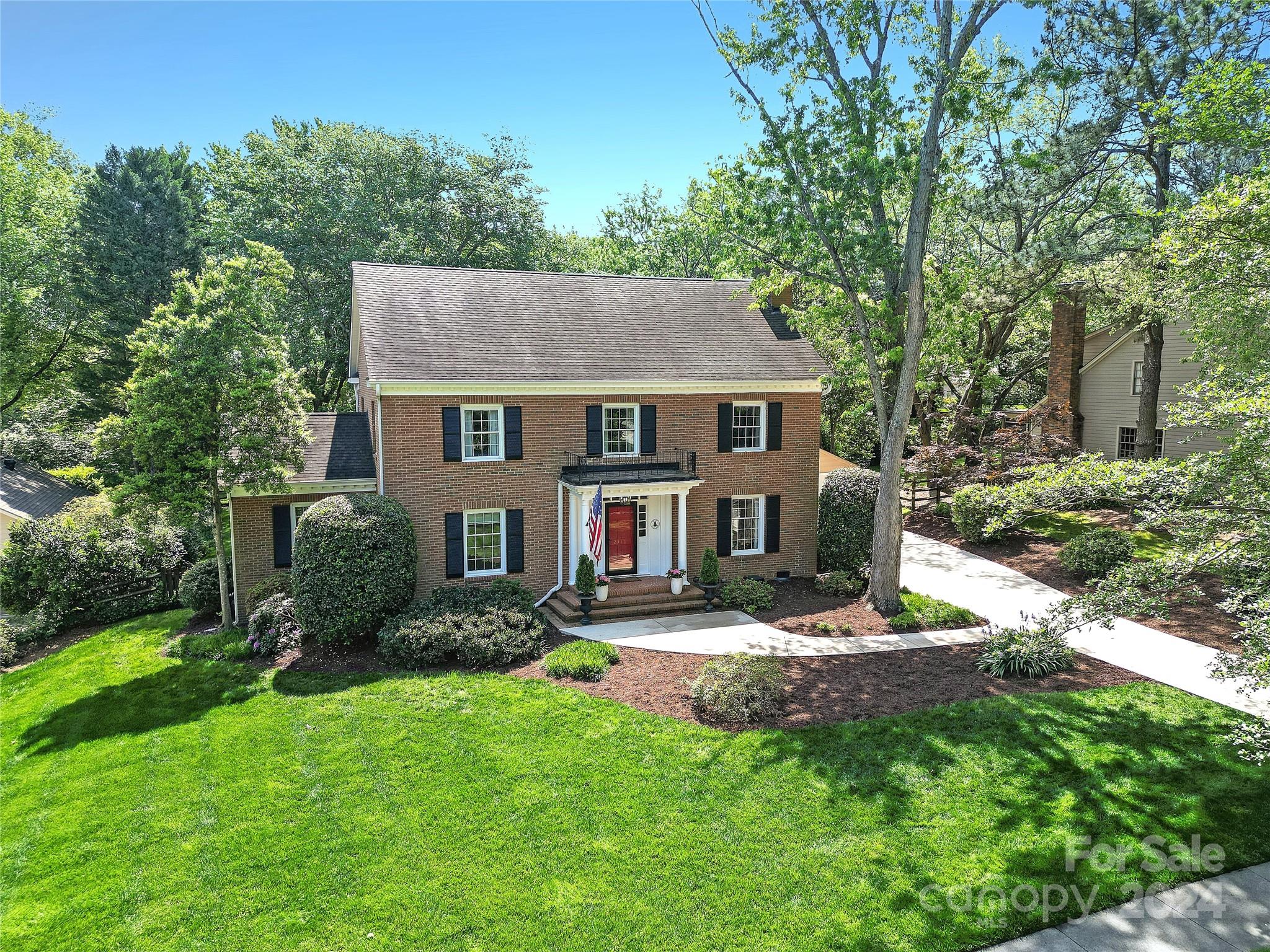 Property image 2 of 2318 Valencia Terrace in Governors Square, Charlotte, NC 28226