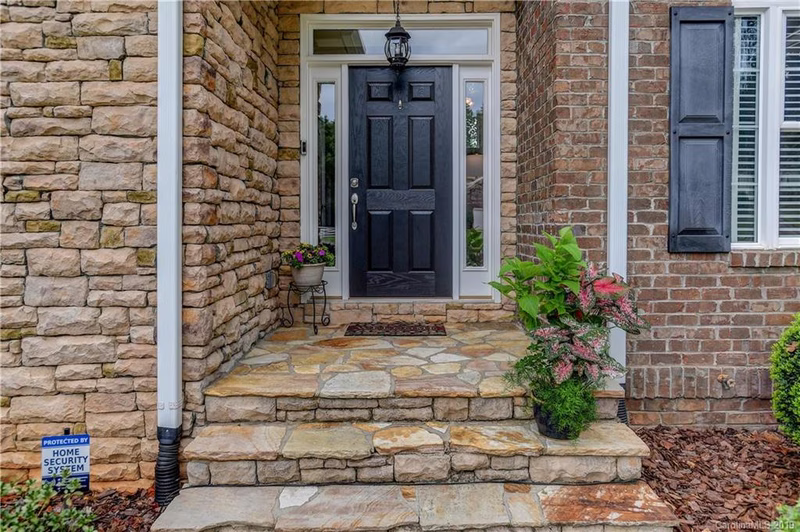 Property image 2 at 225 Woodstream Circle, Mooresville, NC 28117