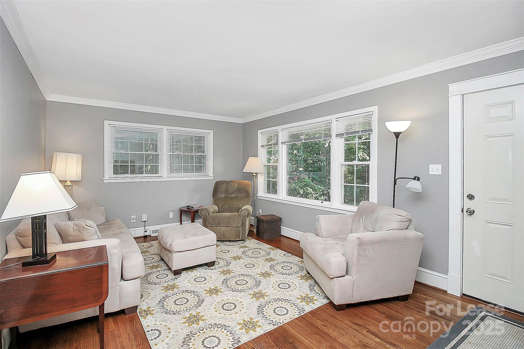 Property image 3 of 6216 Candlewood Drive in Montclaire, Charlotte, NC 28210