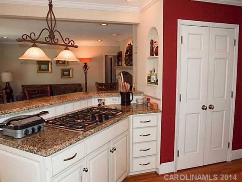 Property image 4 at 615 Edgemont Road, Charlotte, NC 28211