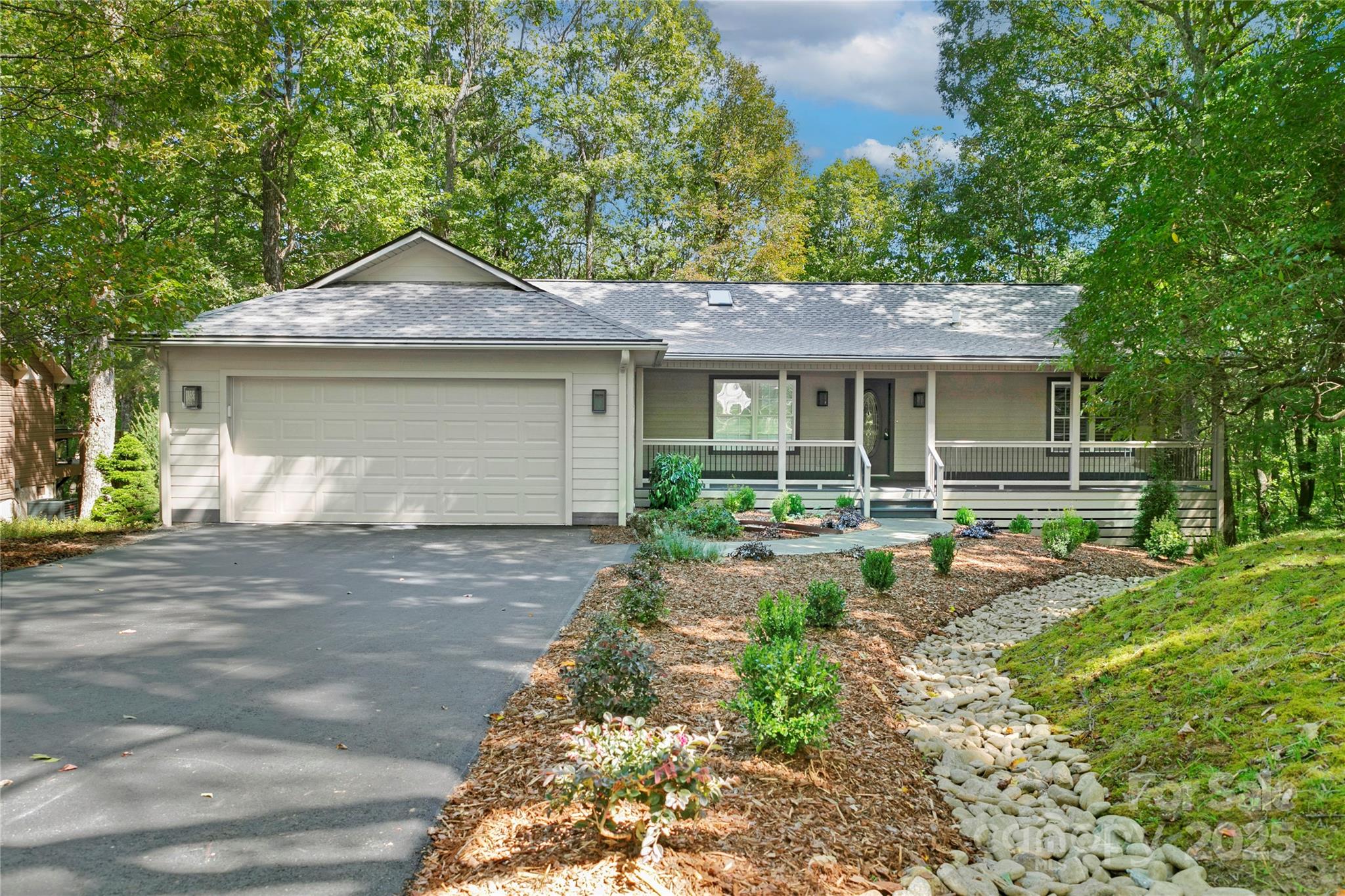 Property image 3 of 39 Udvawadulisi Court in Connestee Falls, Brevard, NC 28712
