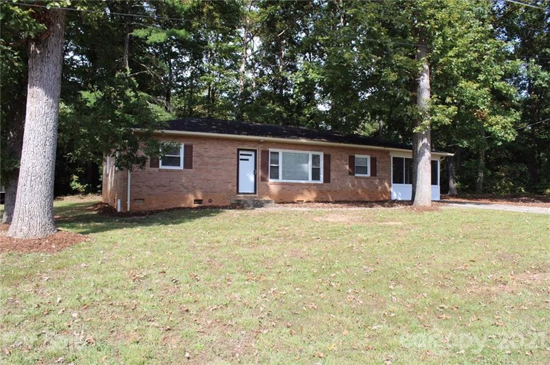Property image 3 at 1656 Oakmont Drive, Lenoir, NC 28645