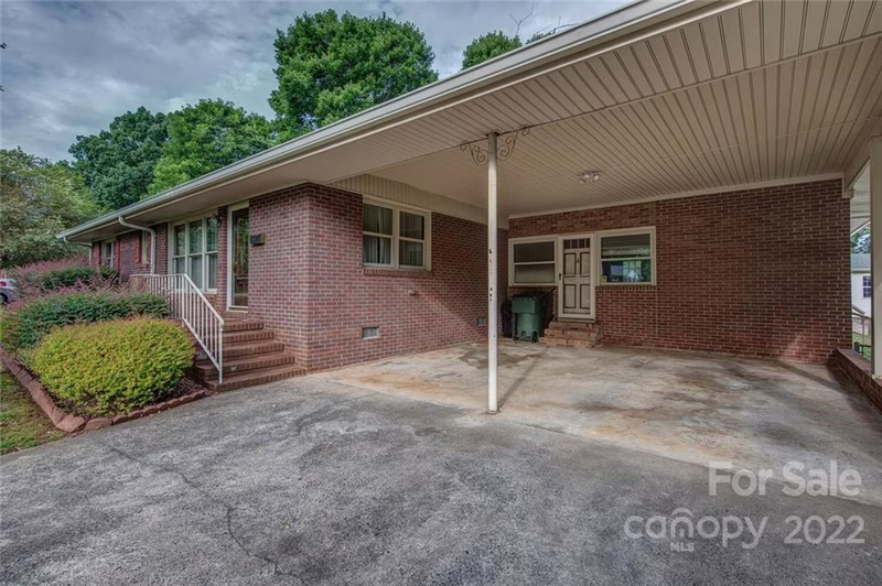 Property image 3 at 2119 Pamela Street, Gastonia, NC 28054