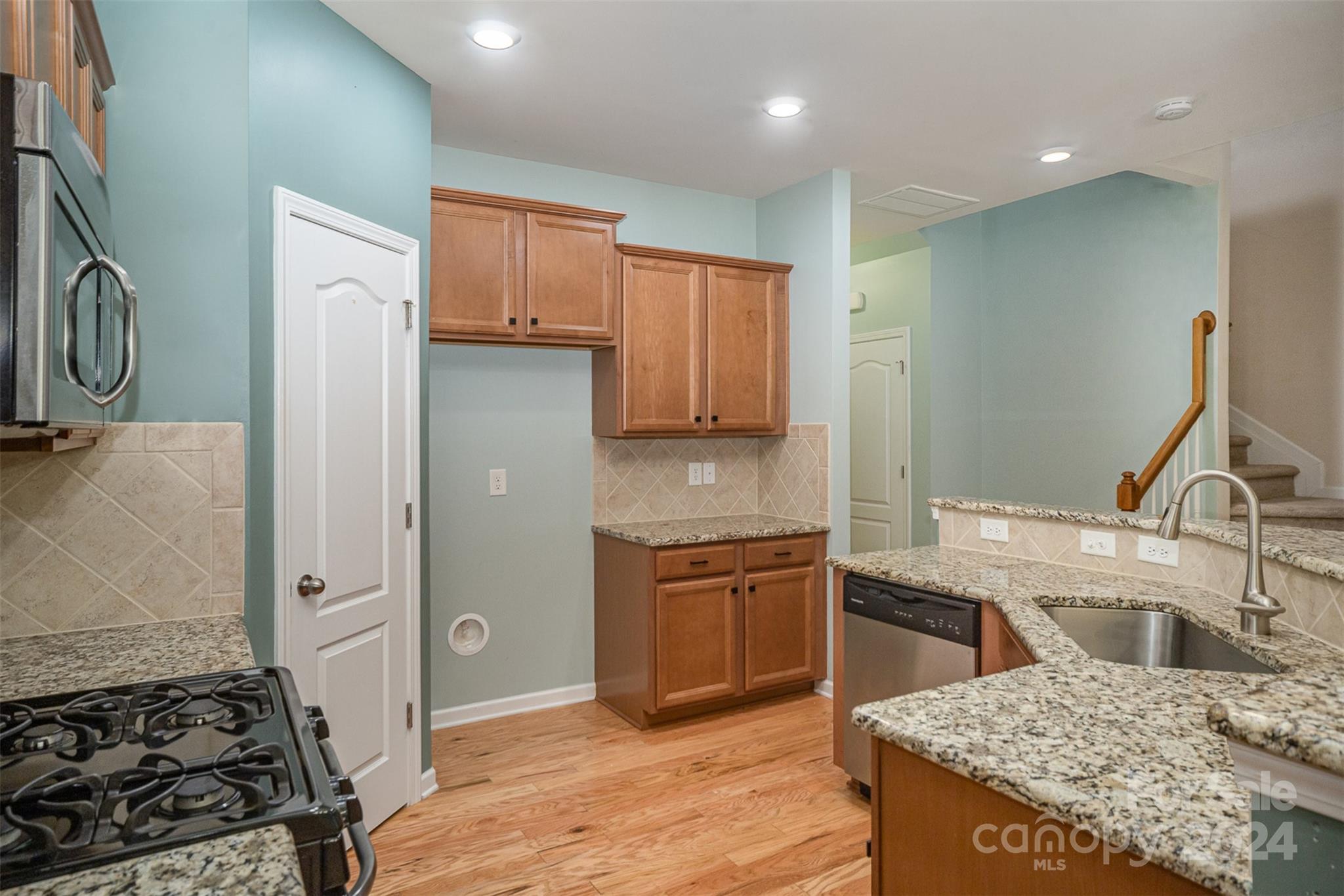 Property image 5 of 2716 Sawbridge Lane in Kinmere Commons, Gastonia, NC 28056