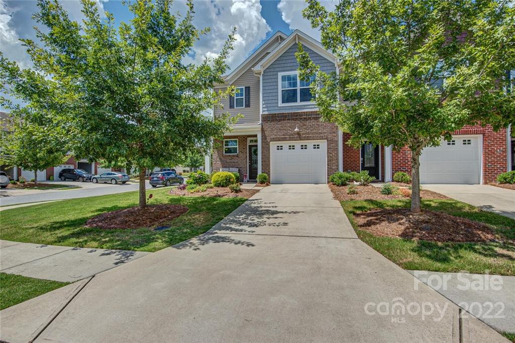 Property image 2 of 2708 Sawbridge Lane in Kinmere Commons, Gastonia, NC 28056