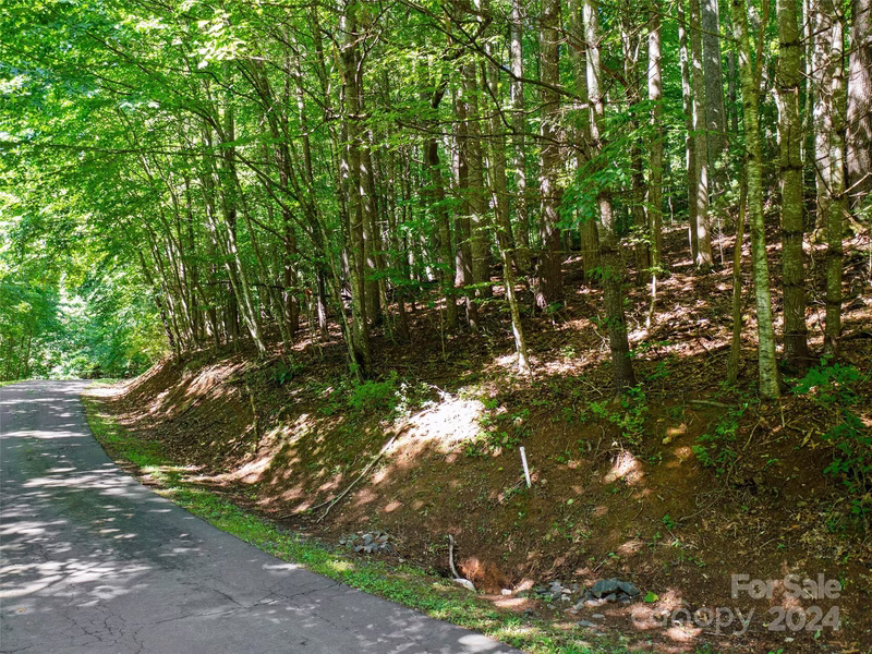 000 Lake Park Drive