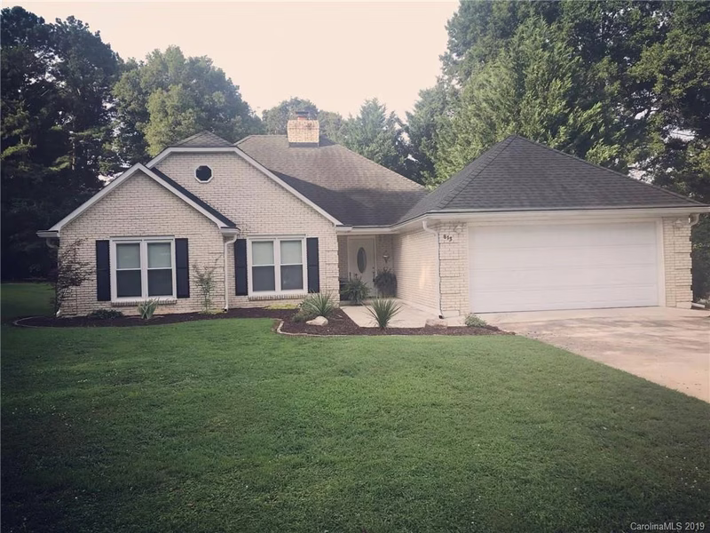 Property image 2 at 813 Mallotte Lane, Gastonia, NC 28054