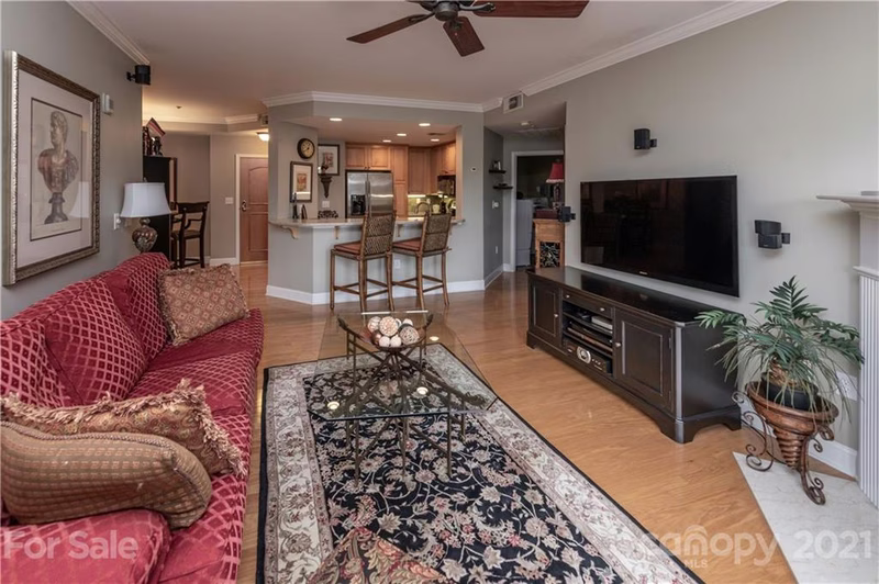 Property image 5 at 401 N Church Street, Charlotte, NC 28202