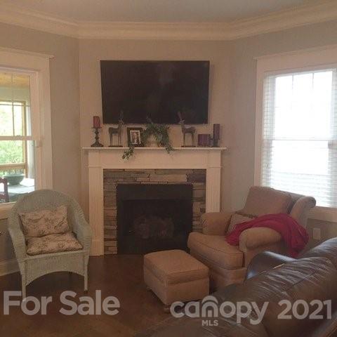 Property image 2 of 29 Tudor Way in Tudor Croft, Black Mountain, NC 28711