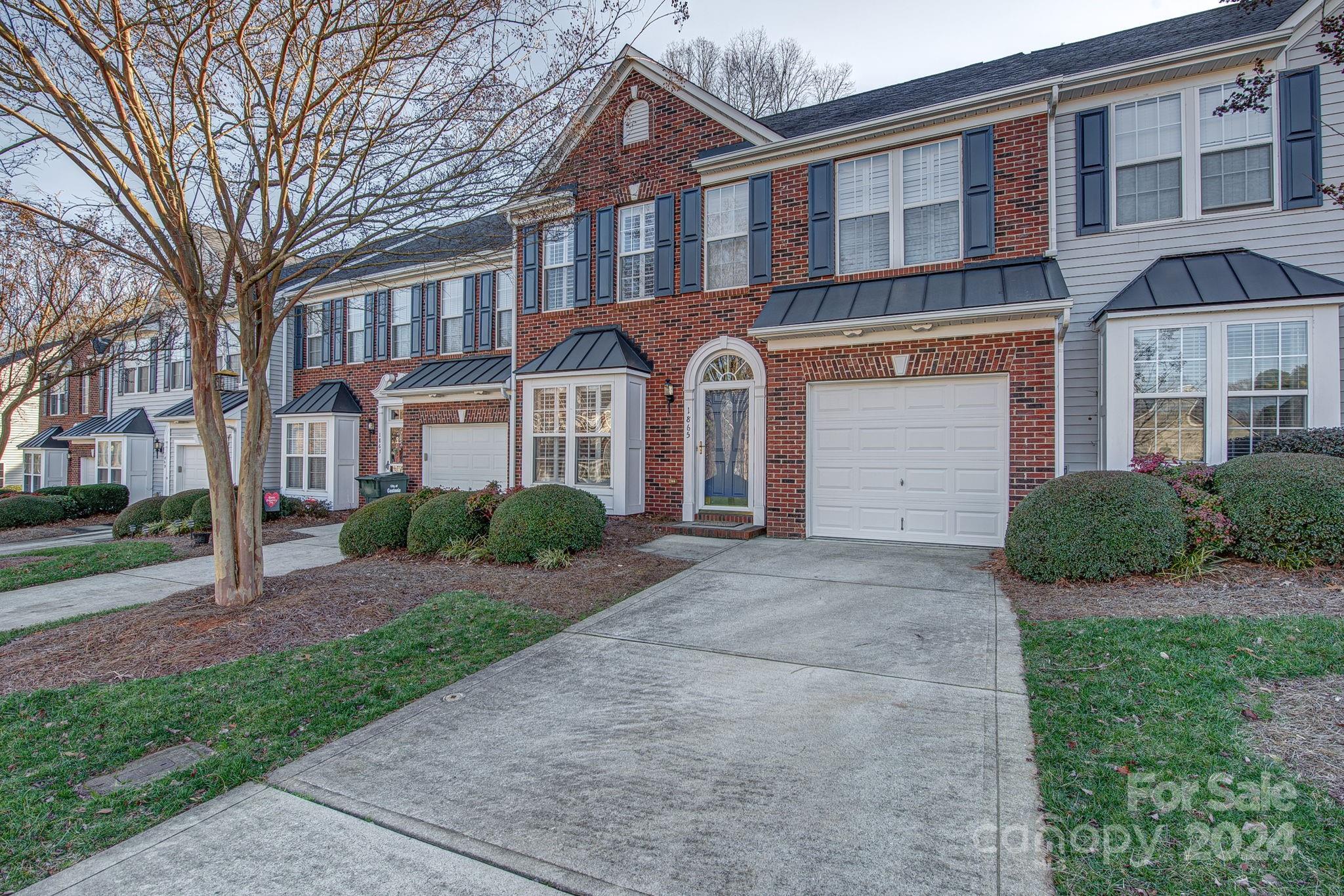 Property image 2 of 1865 Lookout Lane in Robinwood Village, Gastonia, NC 28054