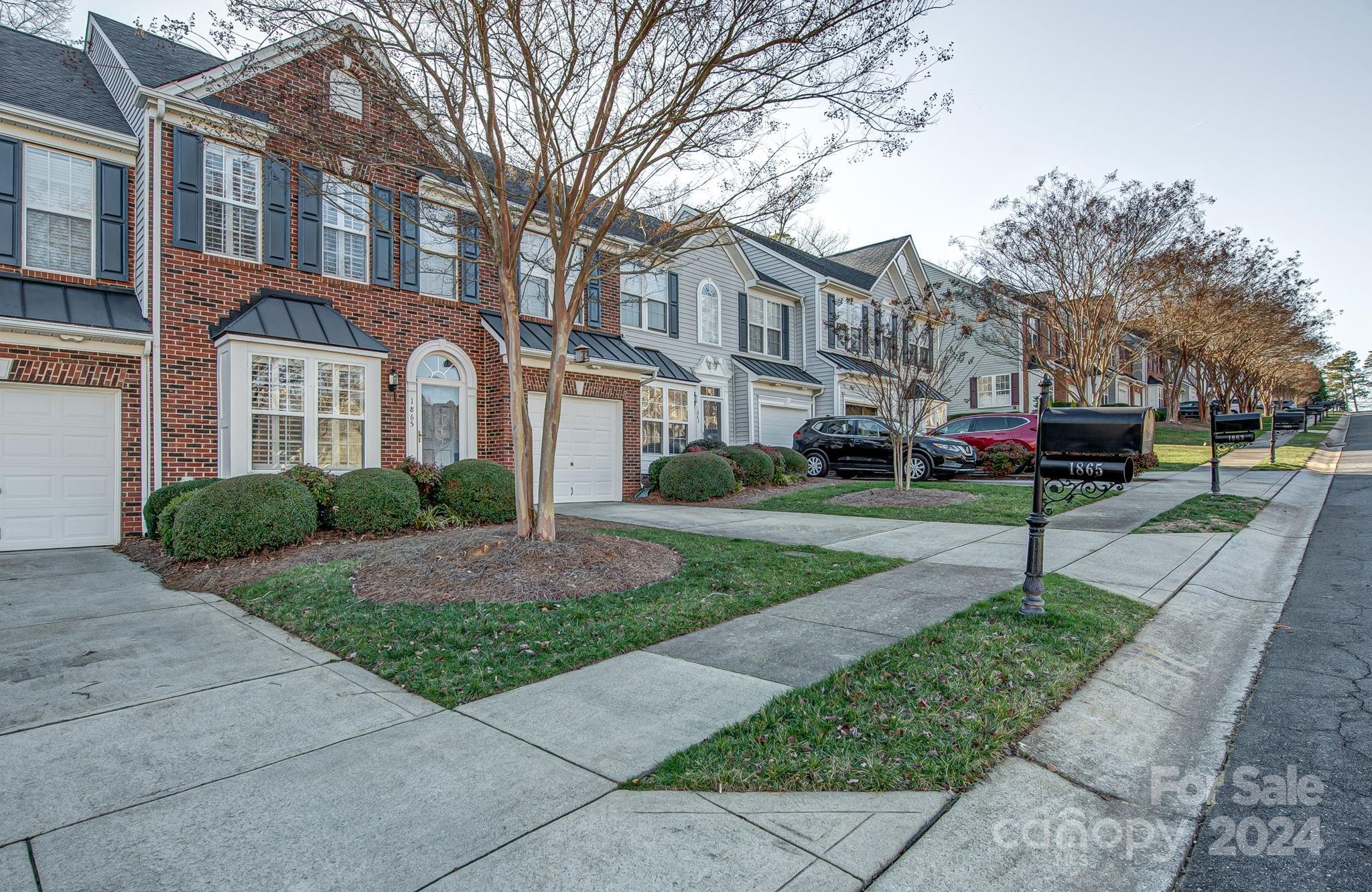 Property image 3 of 1865 Lookout Lane in Robinwood Village, Gastonia, NC 28054