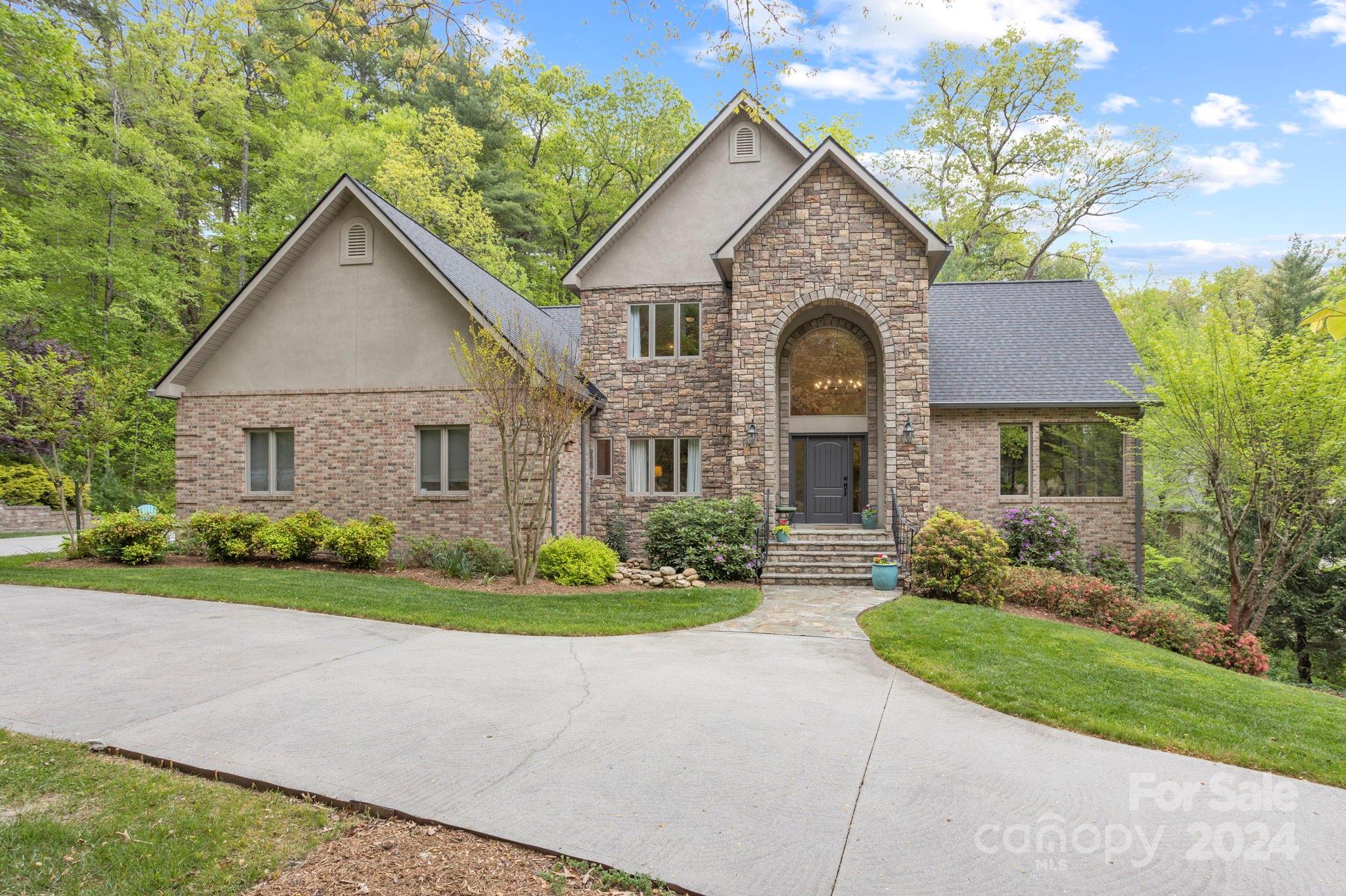 Property image 2 of 14 Mountain Spring Drive in Flat Rock Lakes, Hendersonville, NC 28739