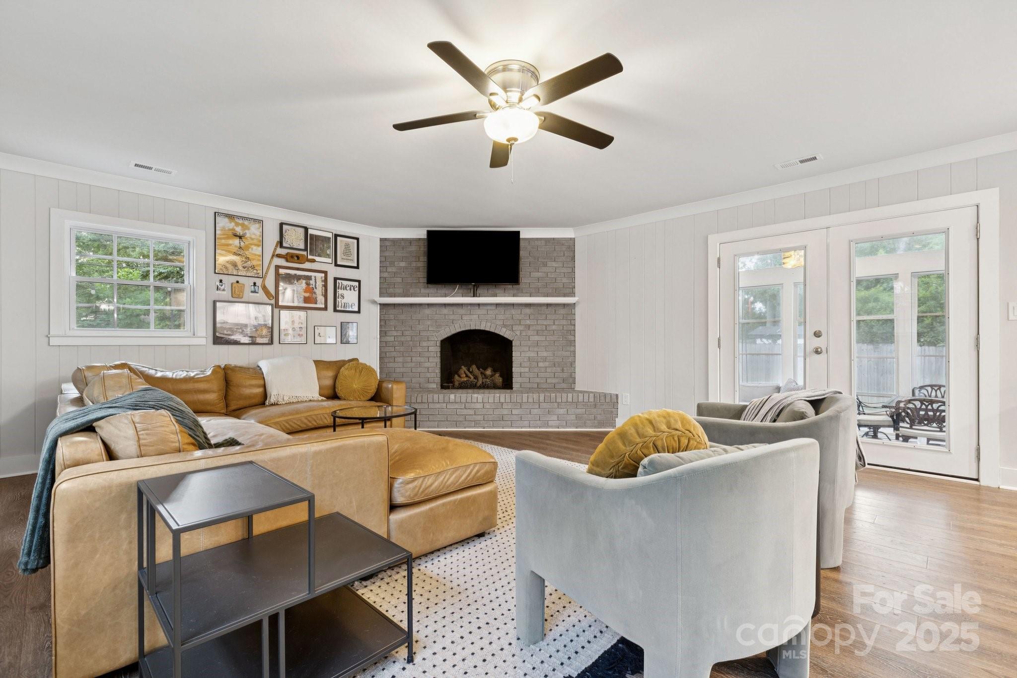 Property image 2 of 5027 Milford Road in Madison Park, Charlotte, NC 28210