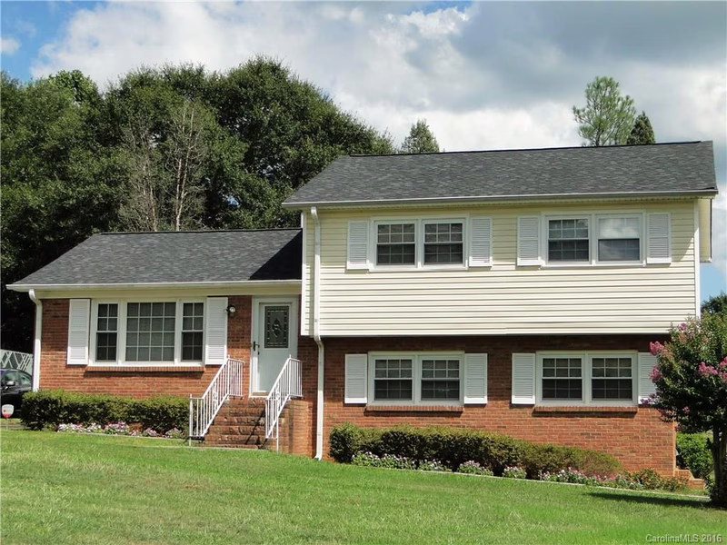 409 Ashbrook Road