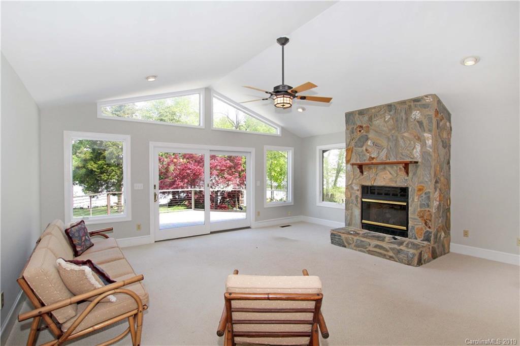 Property image 5 of 176 Ponderosa Circle in Bonanza Park, Mooresville, NC 28117