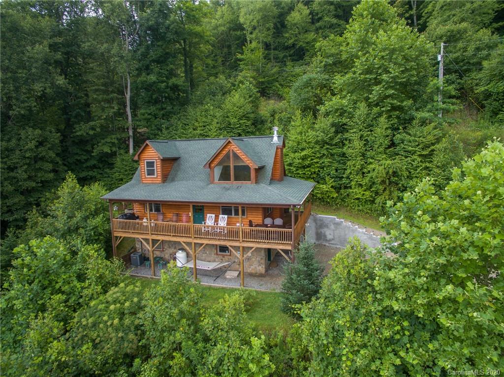 Property image 3 of 307 Appaloosa Trail in Riverwalk, Burnsville, NC 28714